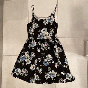 Xhilaration Floral Strap Dress size Small/Petite